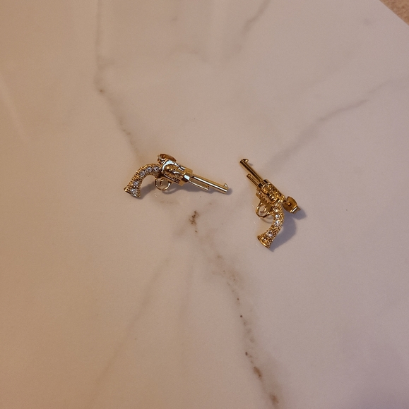 Edgy Gun Earrings - Picture 1 of 4